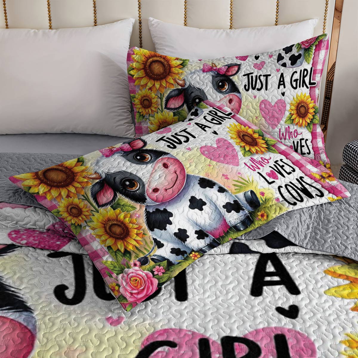 Shineful All Season Quilt 3-Piece Set For Cow Lovers