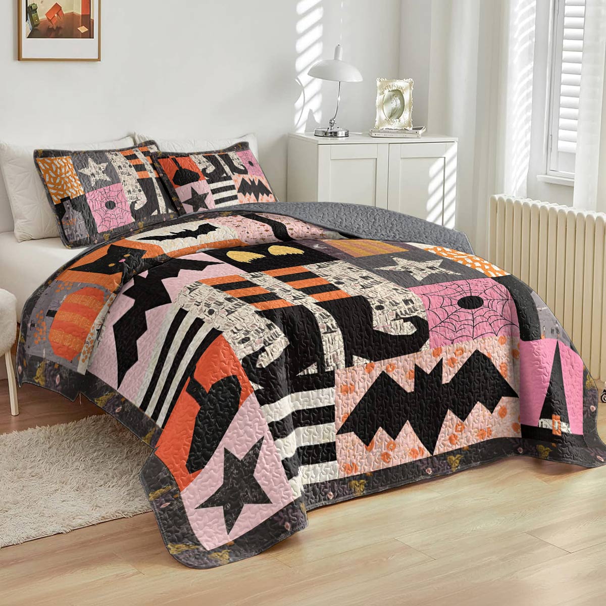 Shineful All Season Quilt 3-Piece Set Halloween Patchwork