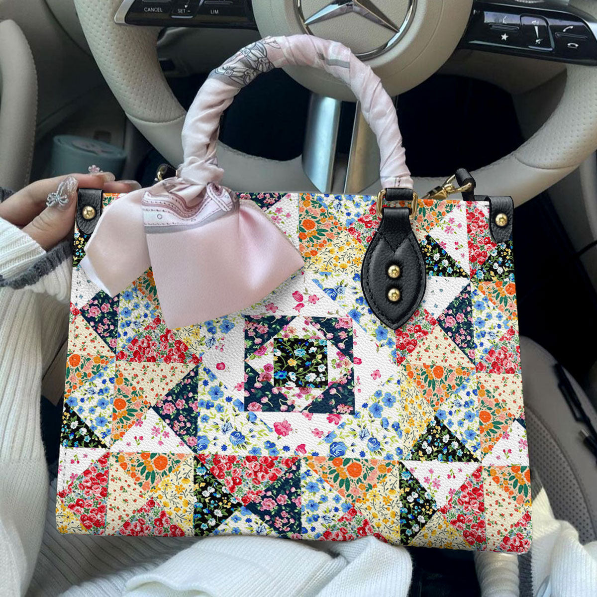 Glänzende Ledertasche Floral Patchwork Eleganz