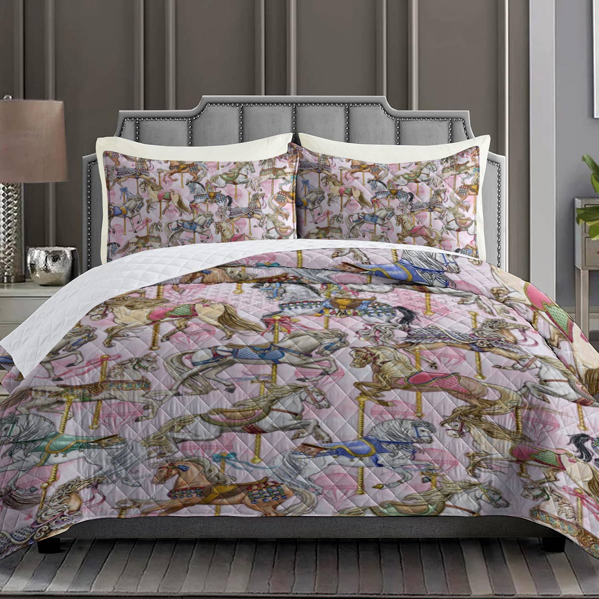 Shineful Quilt 3-Piece Set Carousel Elegance