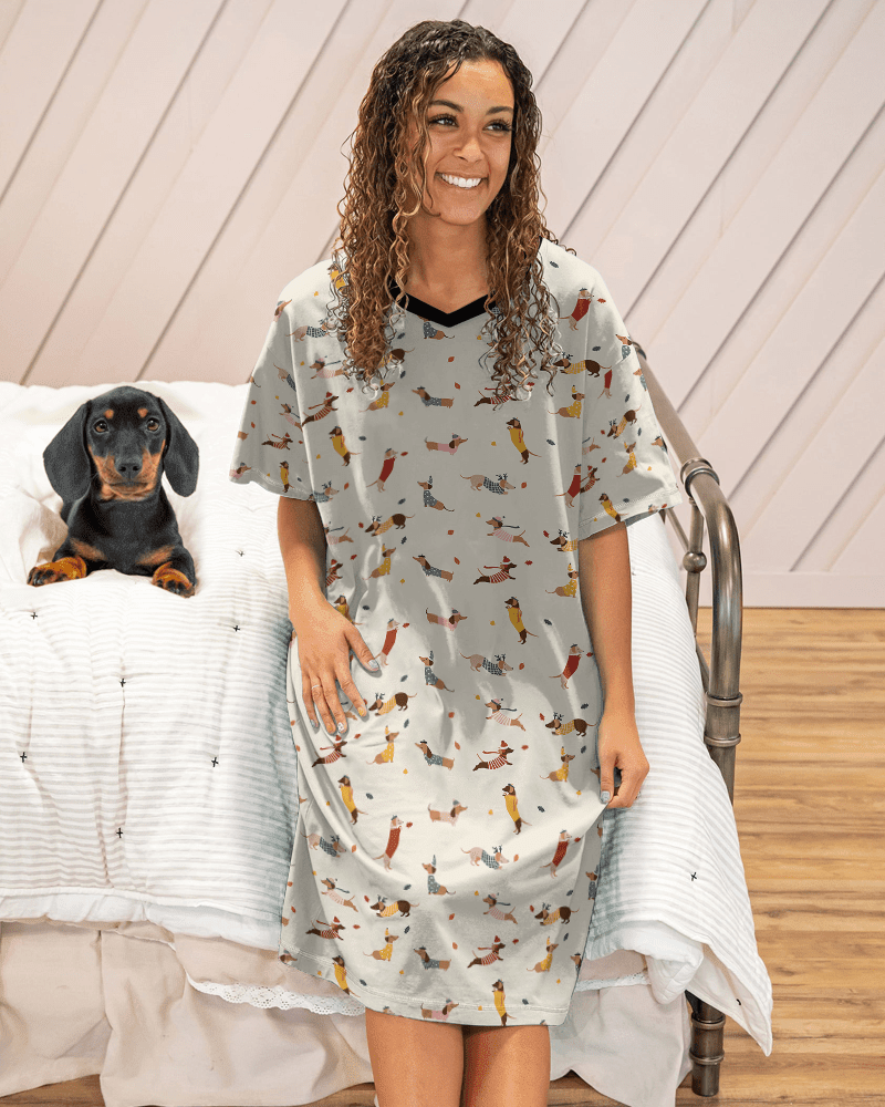 Dachshunds Shineful® V-Neck Nightshirts Playful Vq03