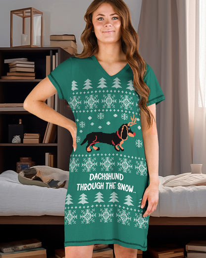 Dachshund Through The Snow V-Neck Shineful® Nightshirt Hm8 Nightshirts