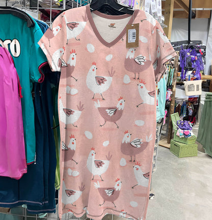 Chicken Shineful® V-Neck Nightshirts Chickens In Pink Lk8 Nightshirt