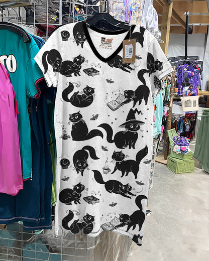 Black Cat Shineful® V-Neck Nightshirts Magical Cats Hg23