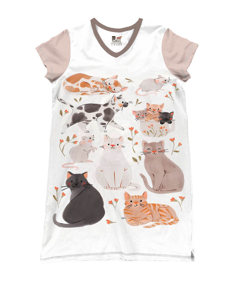 Cat Shineful® V-Neck Nightshirts Cats And Flowers