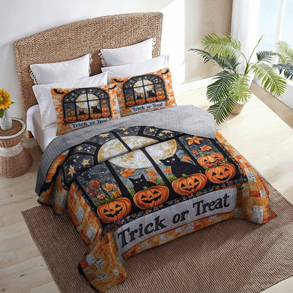 Shineful All Season Quilt 3-Piece Set Trick Or Treat Inside The Window