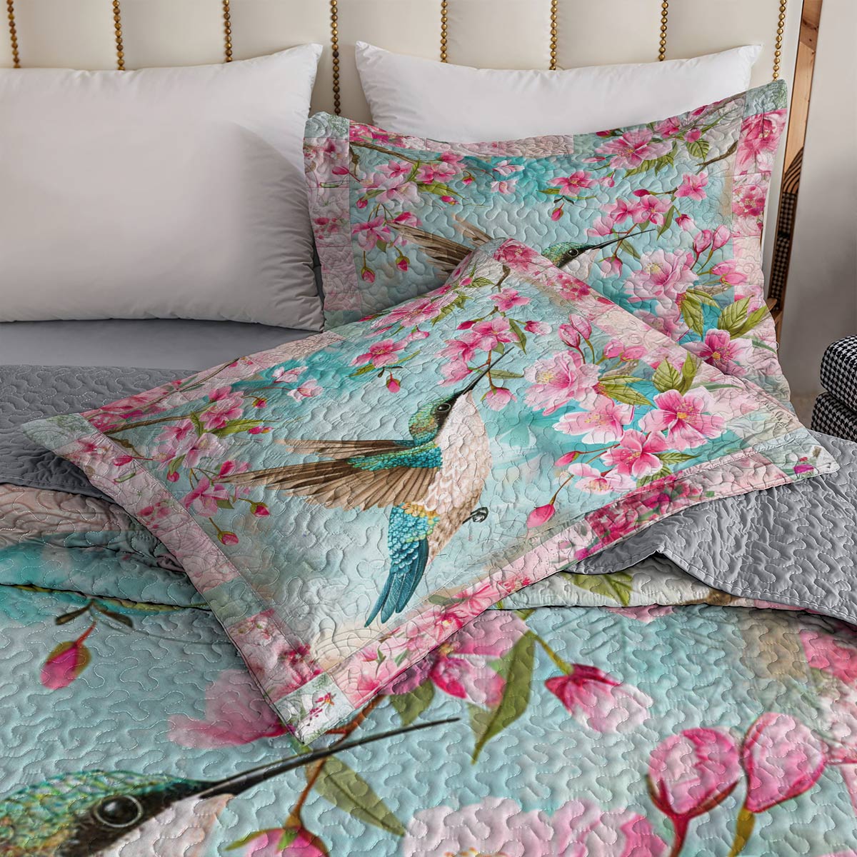 Shineful All Season Quilt 3-Piece Set Hummingbird With Cherry Blossoms Lovely