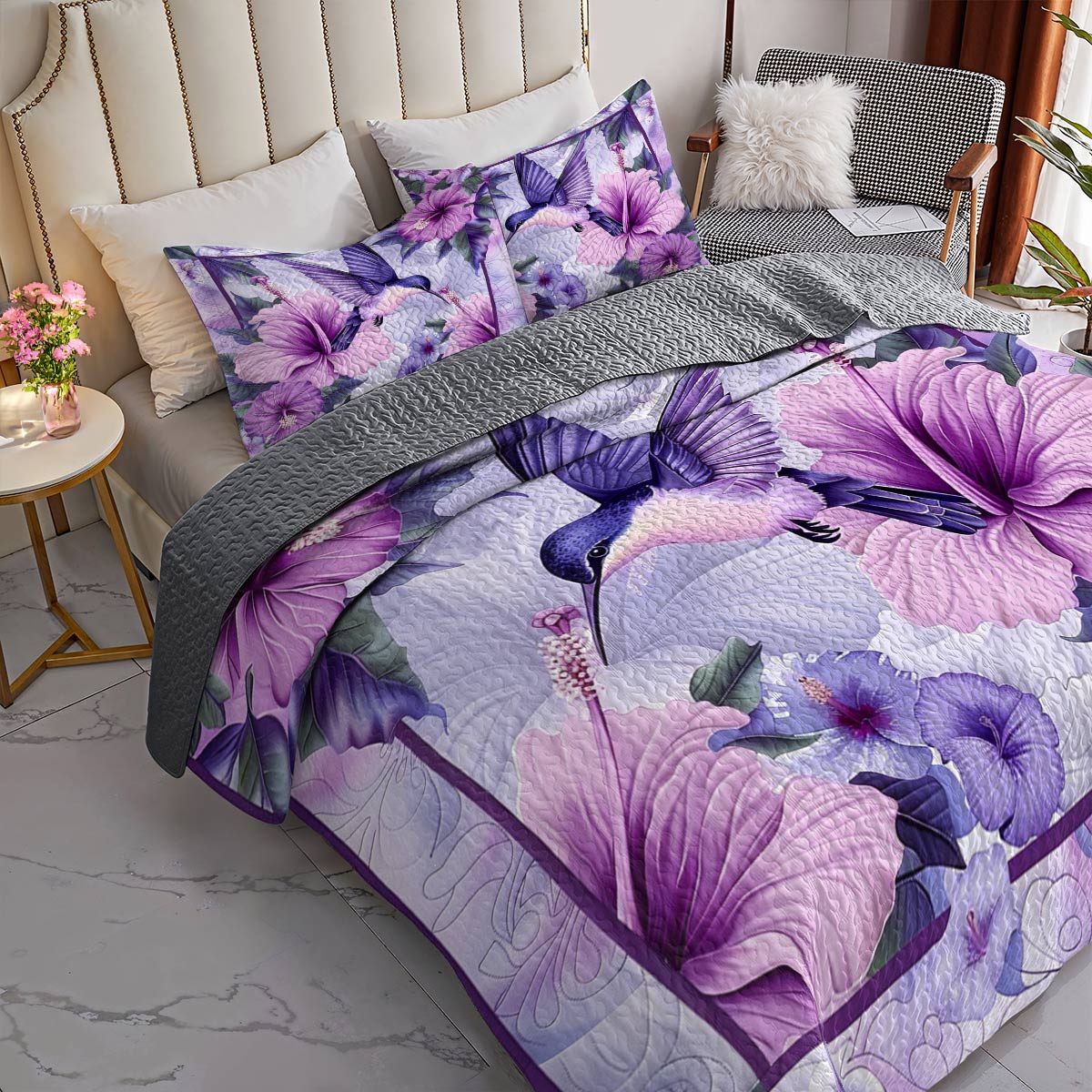 Shineful All Season Quilt 3-Piece Set Gorgeous Hummingbird With Hibicus Flowers