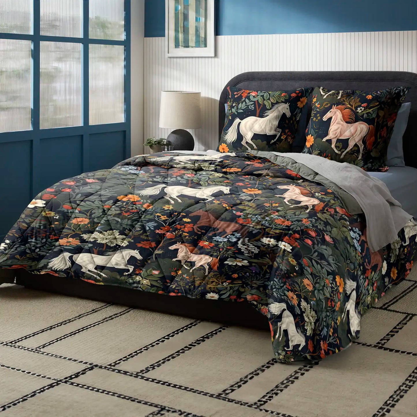 Shineful Quilt 3-Piece Set Four Wildflowers and Steeds