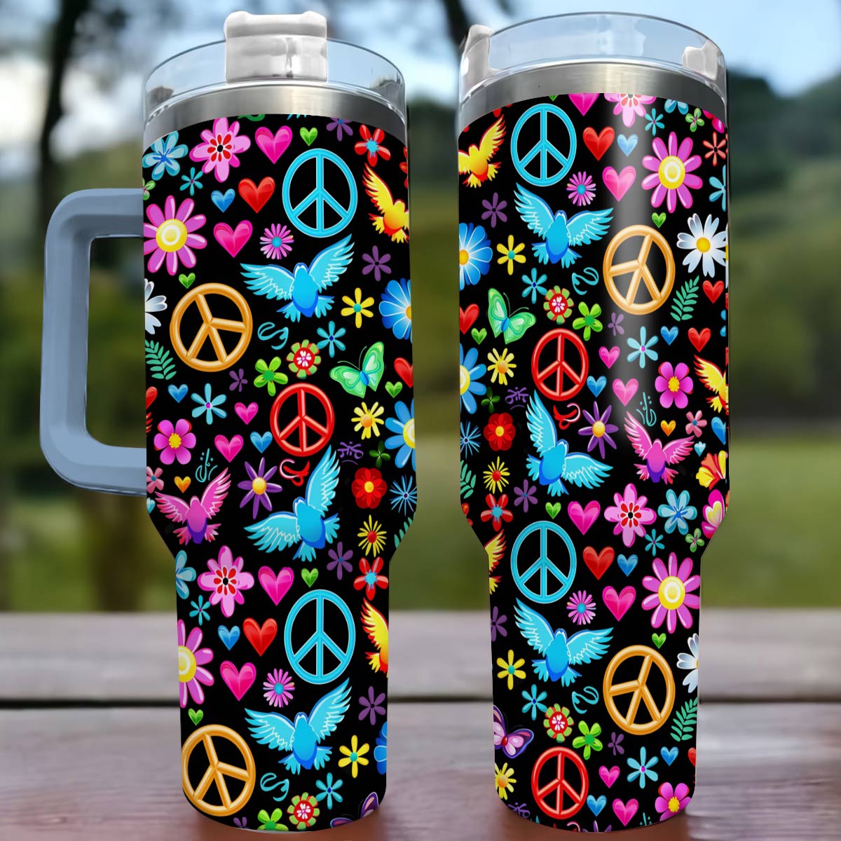 Glänzender Becher Hippie Frieden Liebe Hoffnung