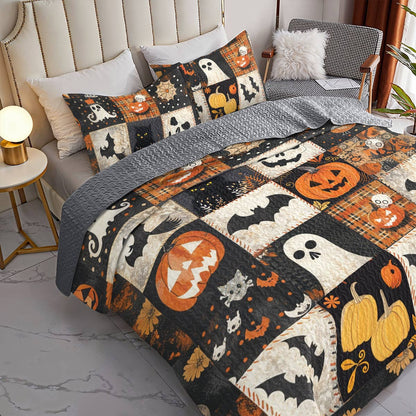 Shineful All Season Quilt 3-Piece Set Spooky Patchwork