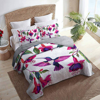 Shineful All Season Quilt 3-Piece Set Breathtaking Hummingbirds Fuchsia