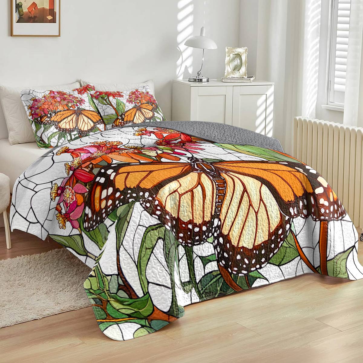 Shineful All Season Quilt 3-Piece Set Charming Mornach Butterfly With Mikweed