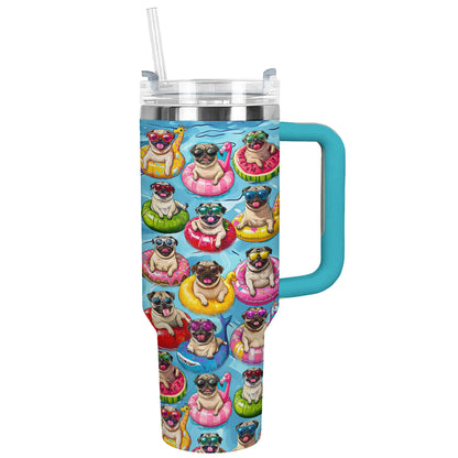 Shineful Tumbler nage avec un carlin