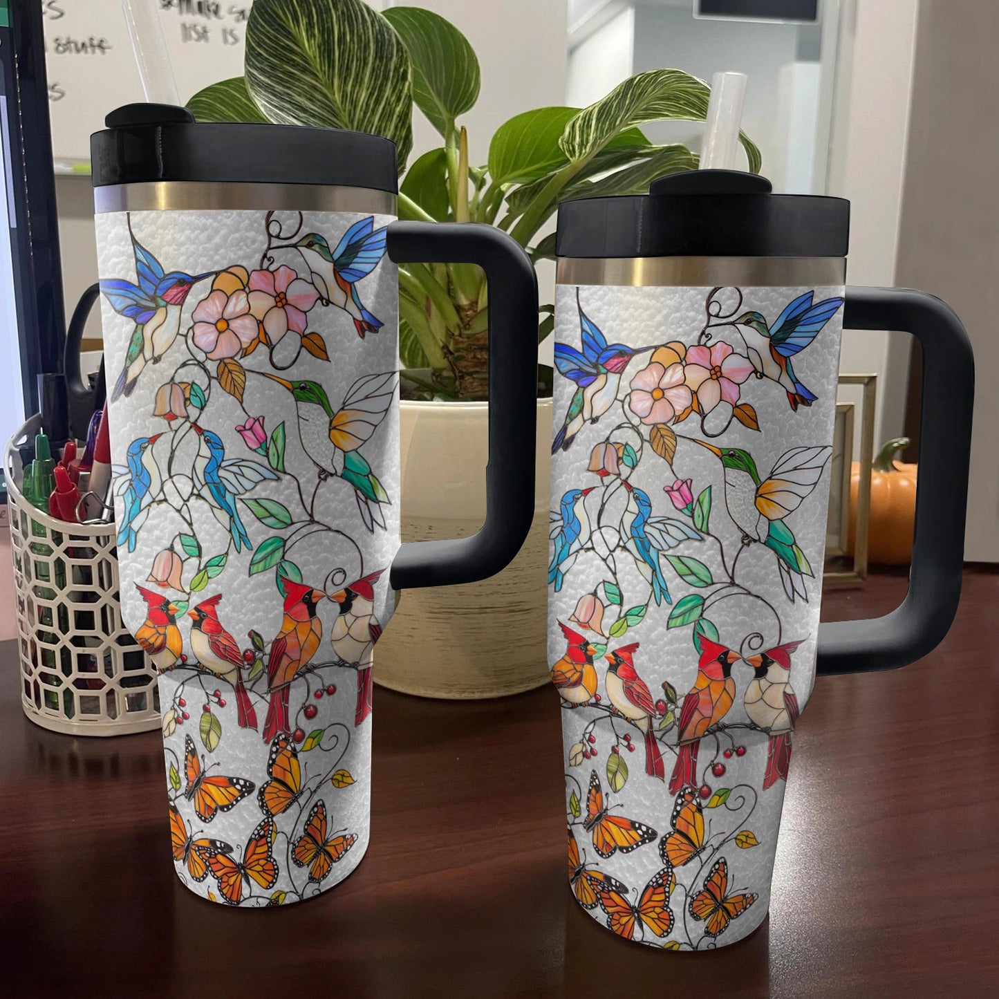 Sanctuaire d'oiseaux en vitrail brillant Shineful Tumbler