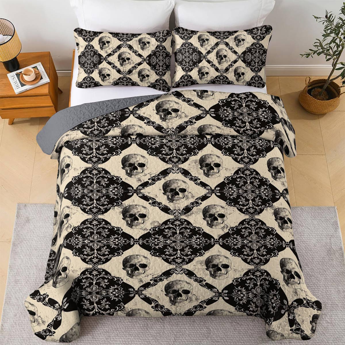 Shineful All Season Quilt 3-Piece Set Elegant Skull Damask Pattern