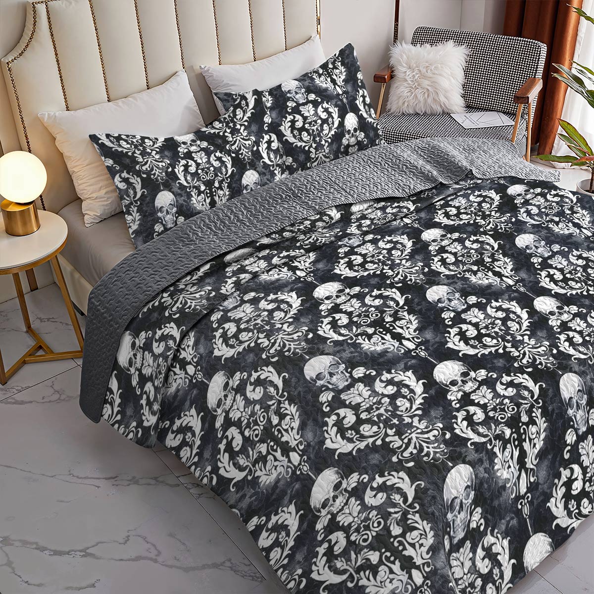 Shineful All Season Quilt 3-Piece Set Beautiful Skull Damask Pattern